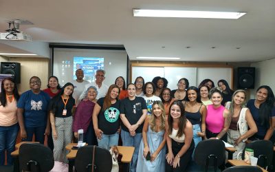 Encontro de formação sobre paternidade ativa reúne profissionais de saúde em Niterói